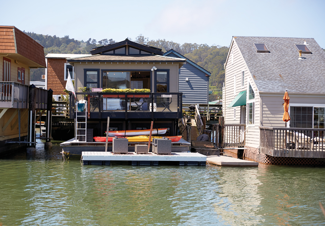 Family Tides The Ups And Downs Of Houseboat Life Marin Magazine Family Tides The Ups And Downs Of