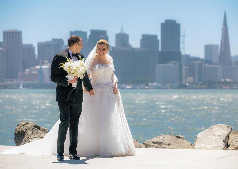 See how some local couples enjoyed the city's natural beauty on their special day.