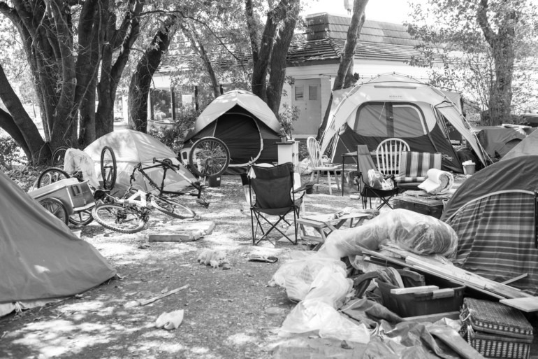 homelessness tent site california