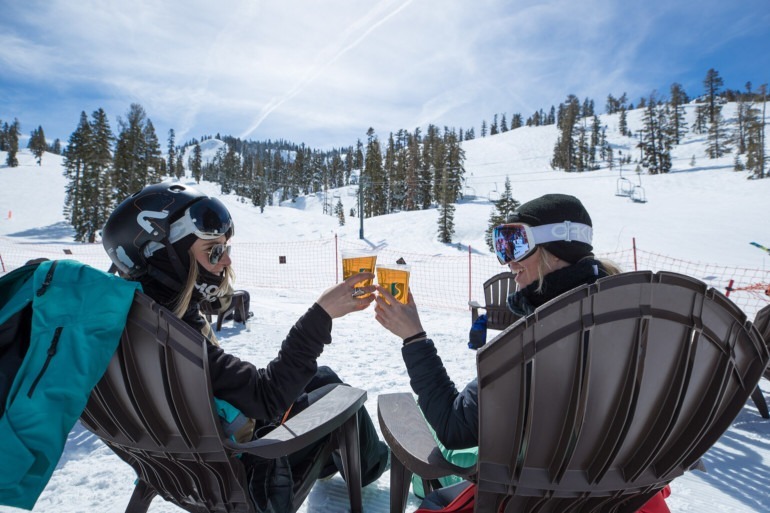 skiers drinking beers