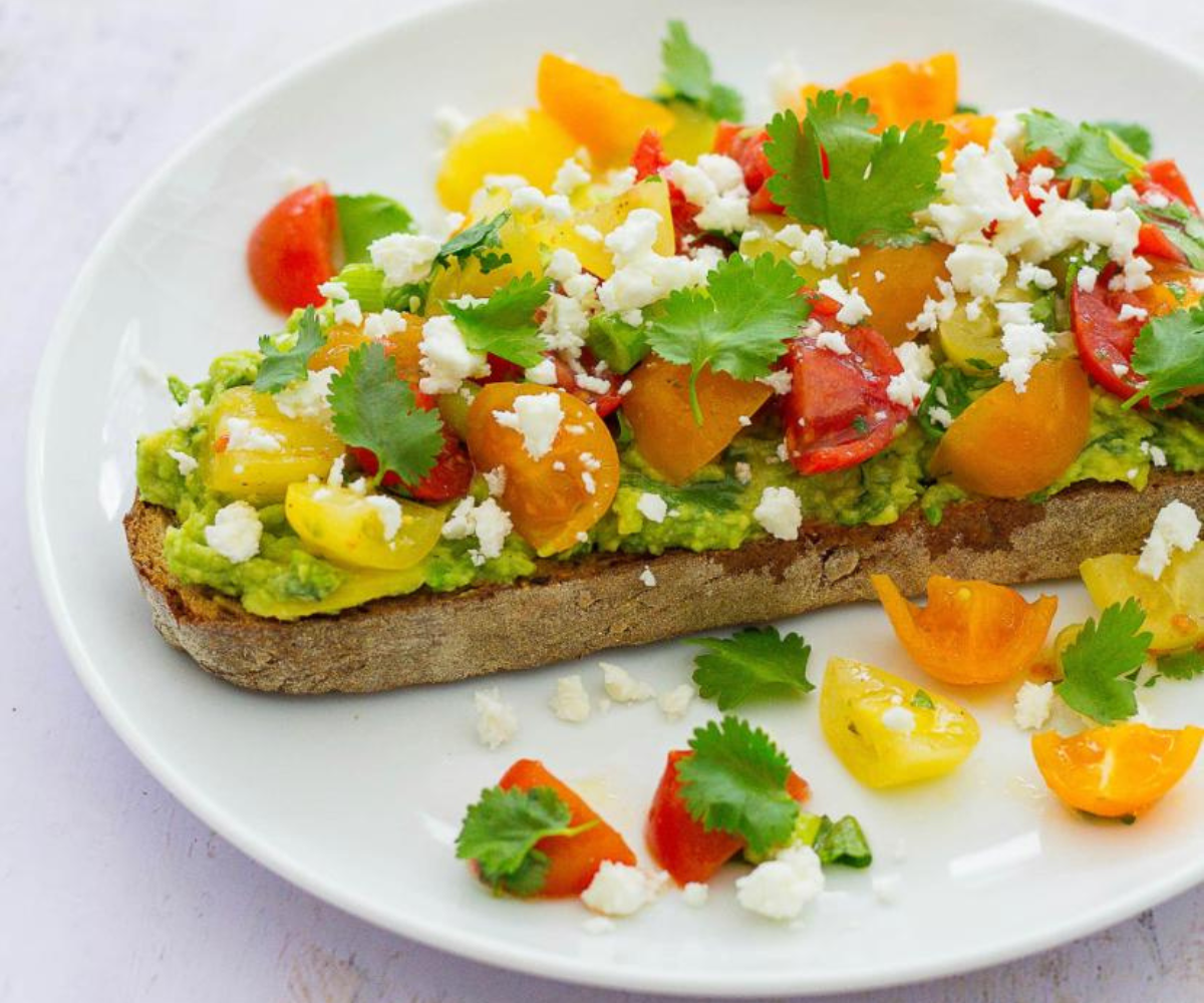 Rio Rock Açai Café's avocado toast with tomatoes