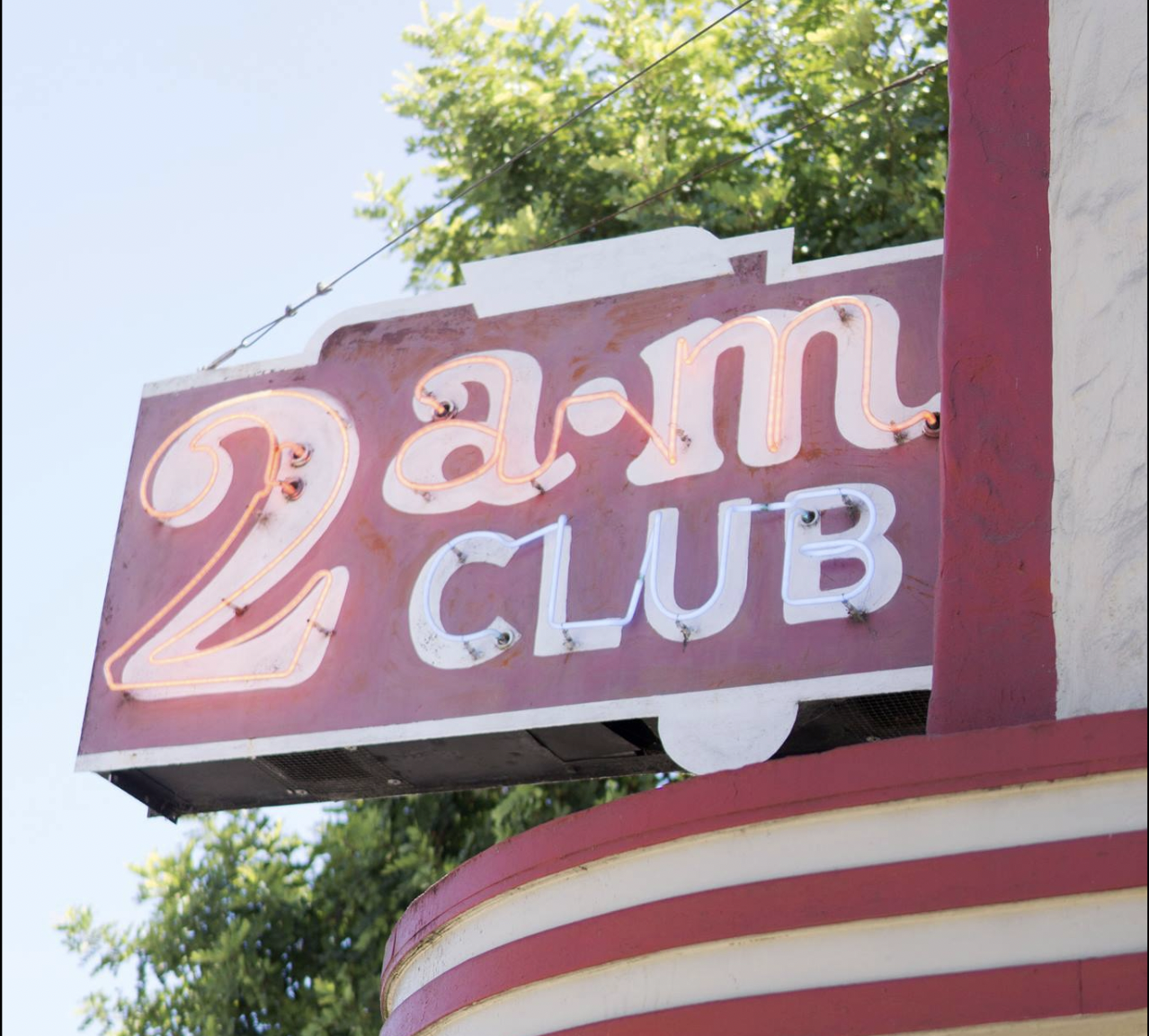 2 AM Club, Mill Valley, Dive Bar Marin