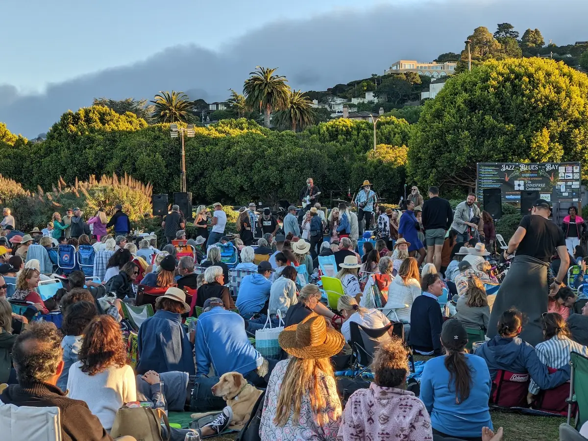 A crowd of people watching a concert at the June event Sausalito Jazz and Blues by the Bay