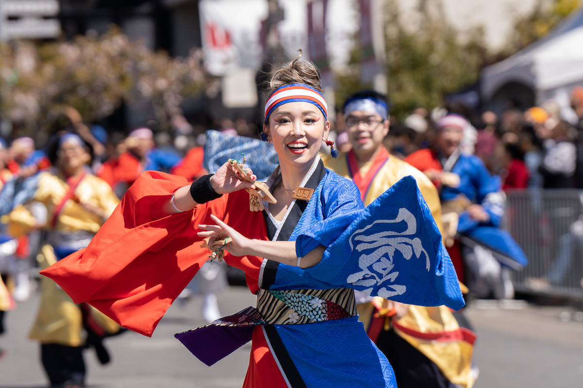 A dancer in traditional Japanese dance performing in the Parade for the April event, San Francisco's Cherry Blossom Festival. 