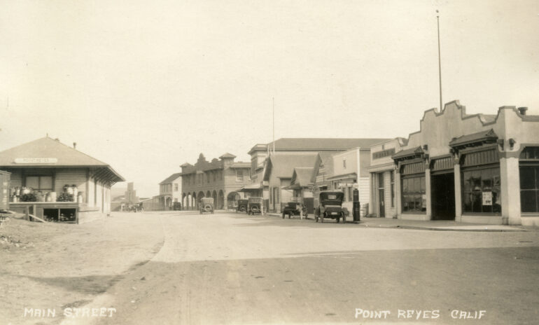 PRS Koenig Postcard of Jack Mason Museum