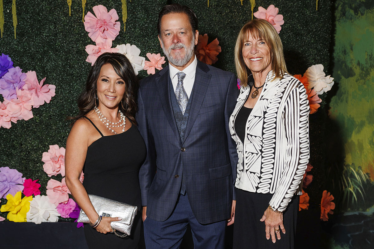 Cathleen Still, Sean Still, Janice Still - Credit Mahelly Ferreira for Drew Altizer Photography