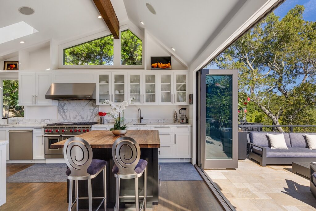 Belvedere · 4 Beds · 3.5 Baths · $4,477,000