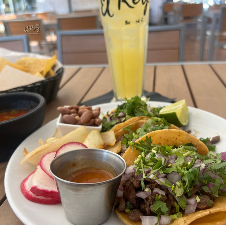 El Rey Mexican Bar & Grill Cinco de Mayo
