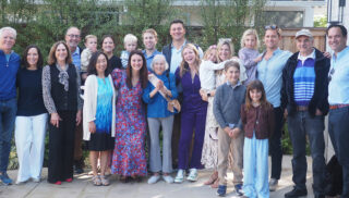 Erika Zettl celebrates her 100th birthday with her family, Credit Alexis Reyes