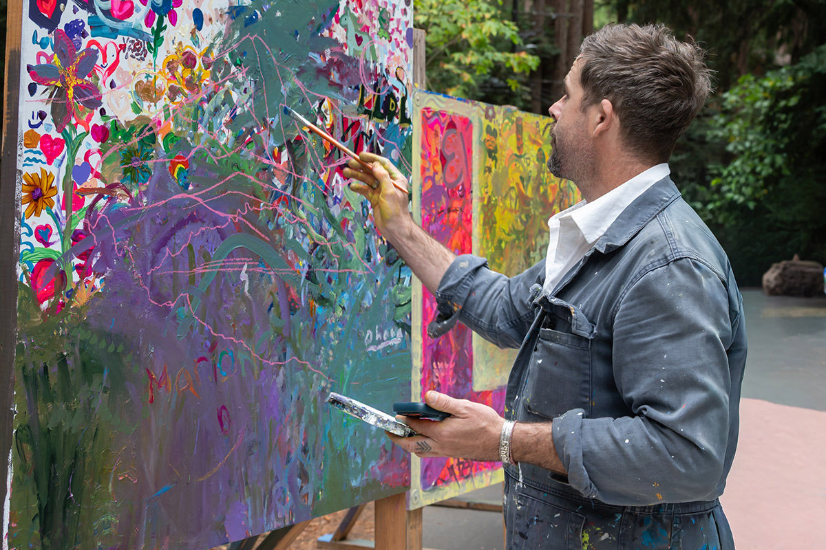 Community Art Project led by artist Robert Louthan, Photo Credit Candace Swimmer