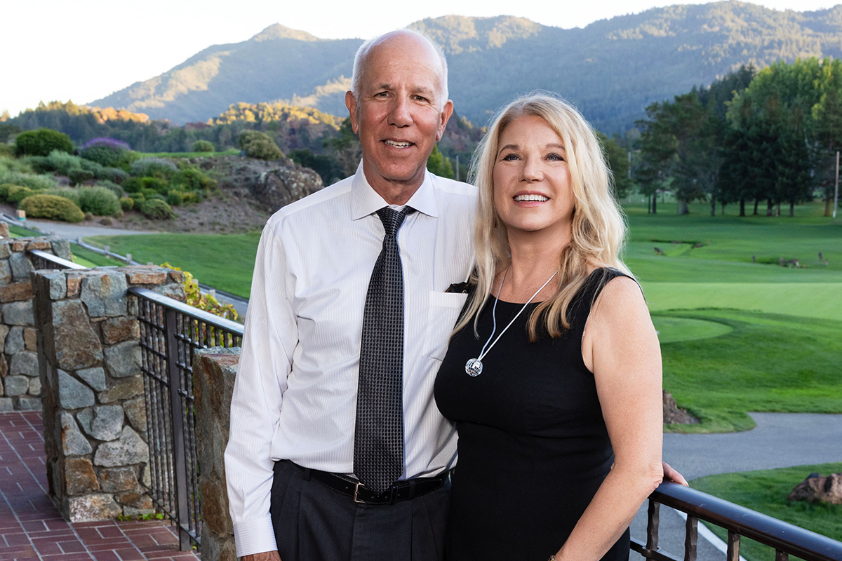 Tim & Anne Russell_ Valley Oak Wealth Management, Sponsor - credit Natalie Schrik of Drew Altizer Photography